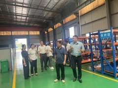 蘆溪水務總經(jīng)理劉慈華，易總監(jiān)等蒞臨我司參觀交流并指導工作
